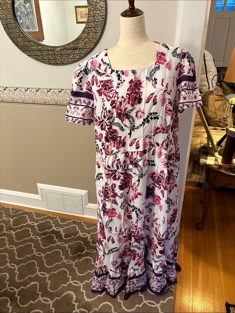 Floral Maxi Dress w Pink and Purple Print would fit 12-16 elastic waist back